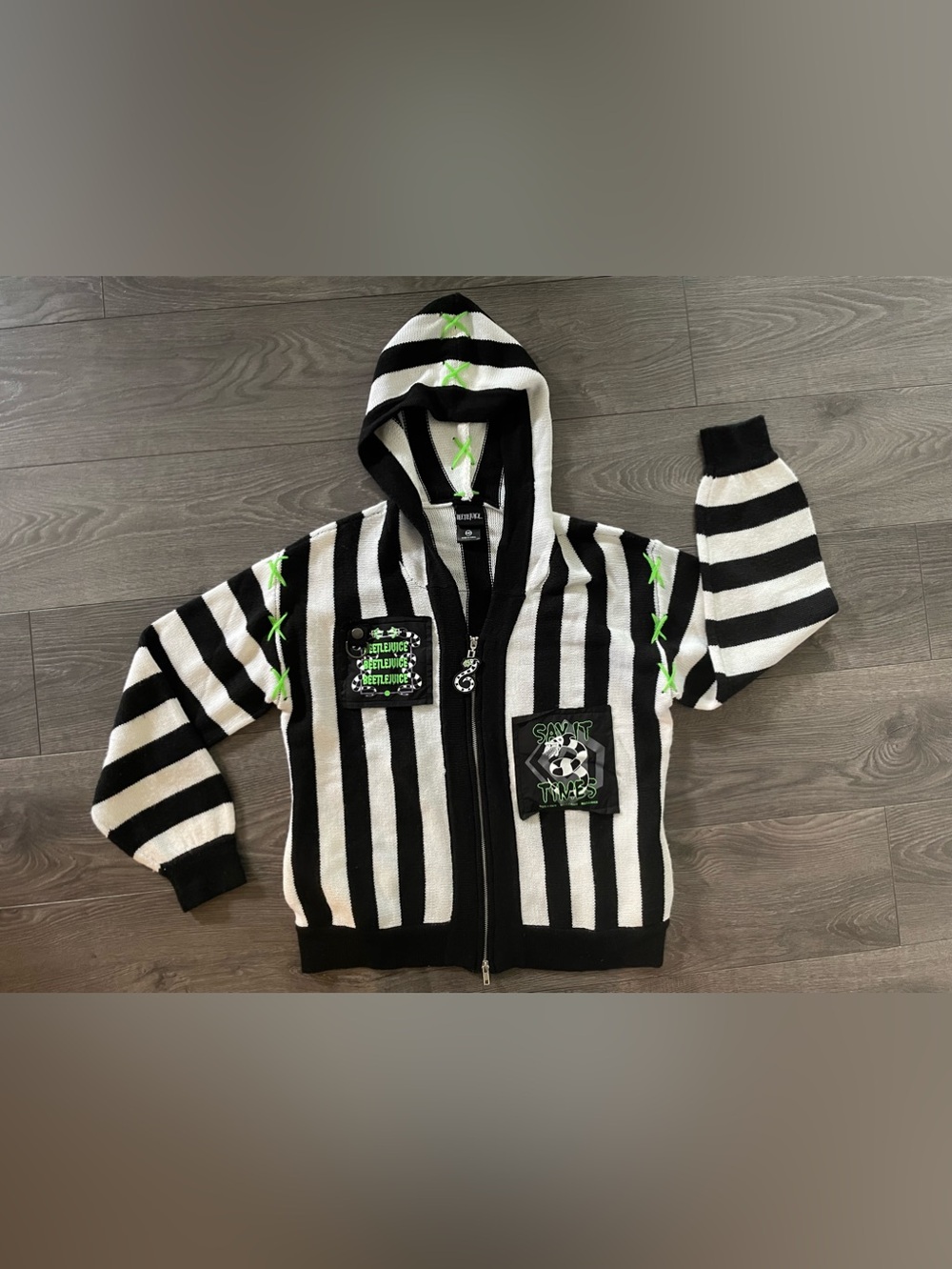 Beetlejuice Beetlejuice Stripe Patches Hooded zip-up cardigan sweater